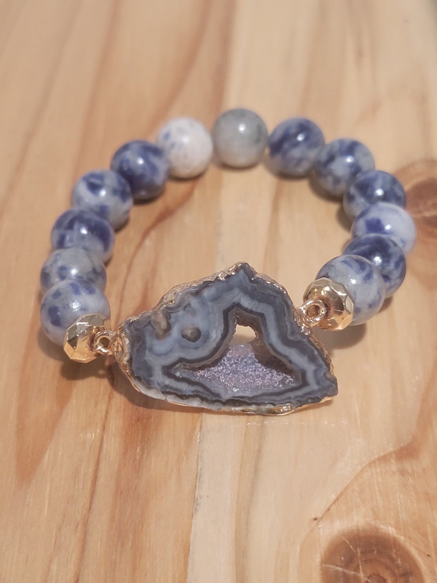 Sodalite and Agate Beaded Bracelet