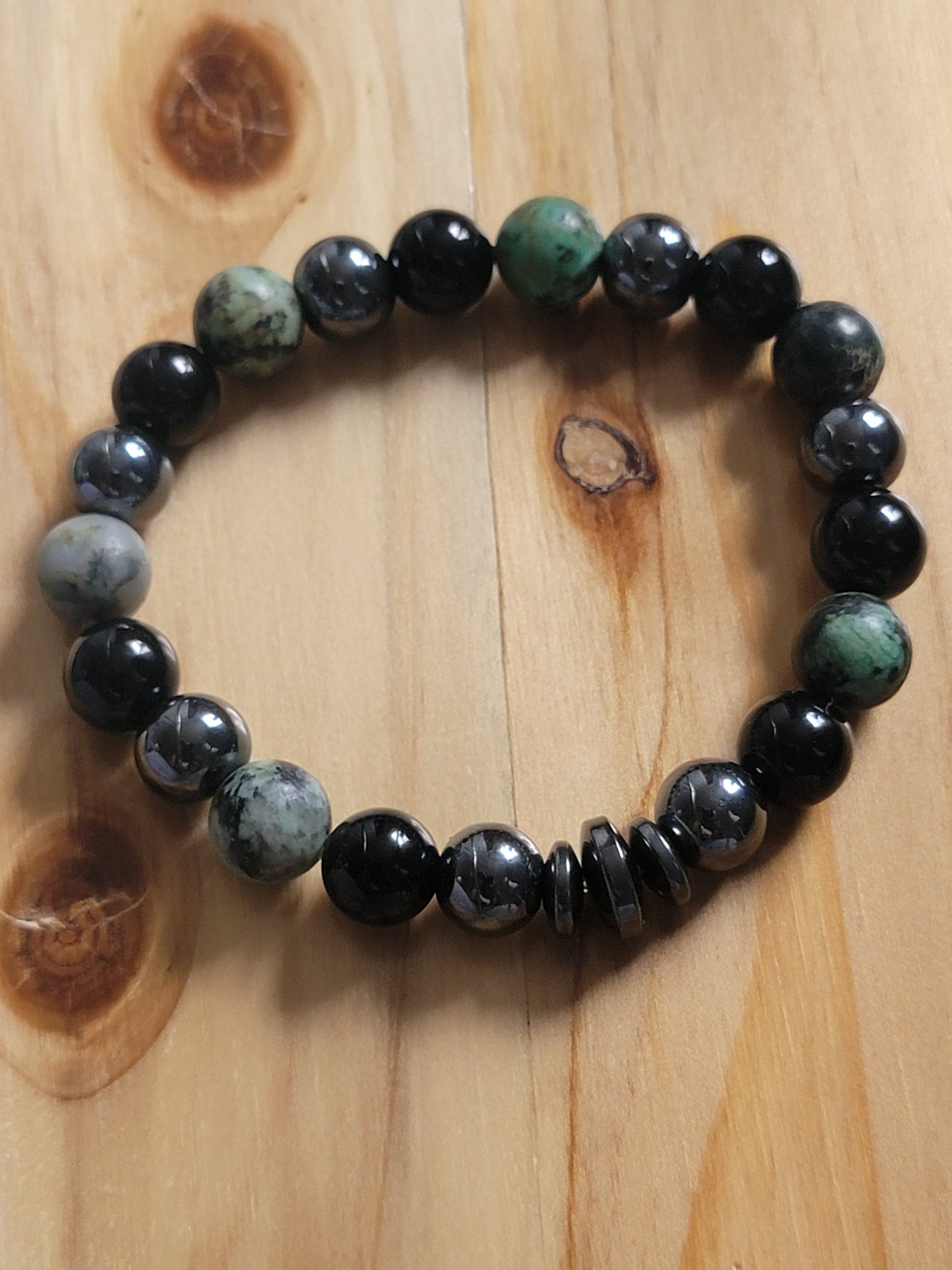 Pulsera de cuentas de ónix, hematita y turquesa africana