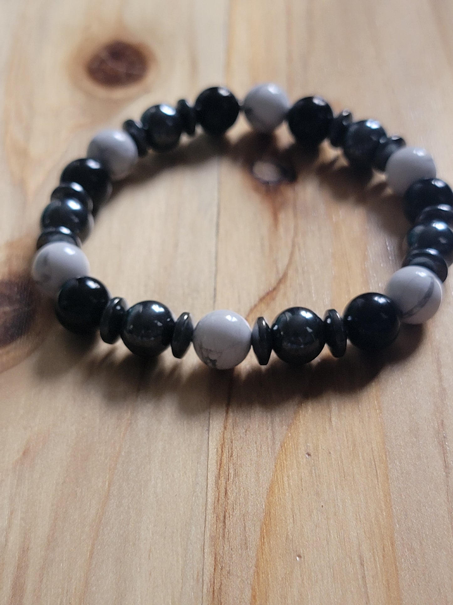 Onyx, Hematite, Howlite Beaded Bracelet