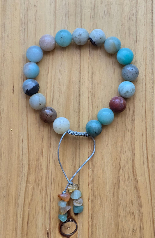 Ossie and Omi Jewelry